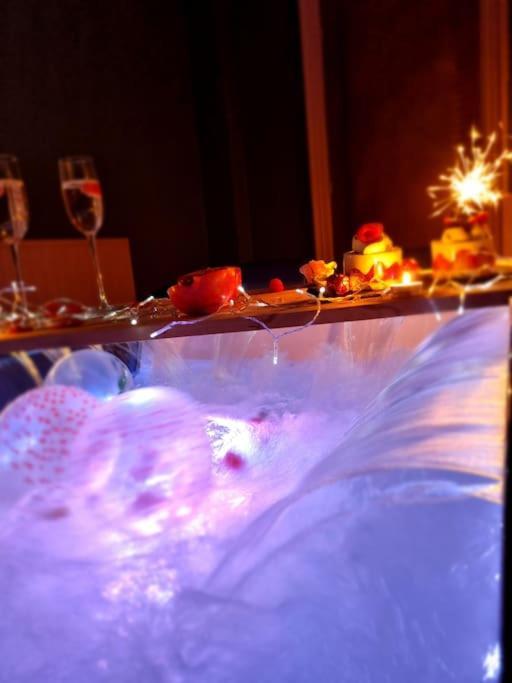 Royal Room Jacuzzi Haut De Gamme Centre Ville Мюлуз Екстериор снимка