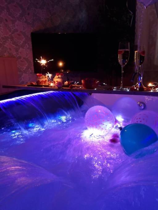 Royal Room Jacuzzi Haut De Gamme Centre Ville Мюлуз Екстериор снимка
